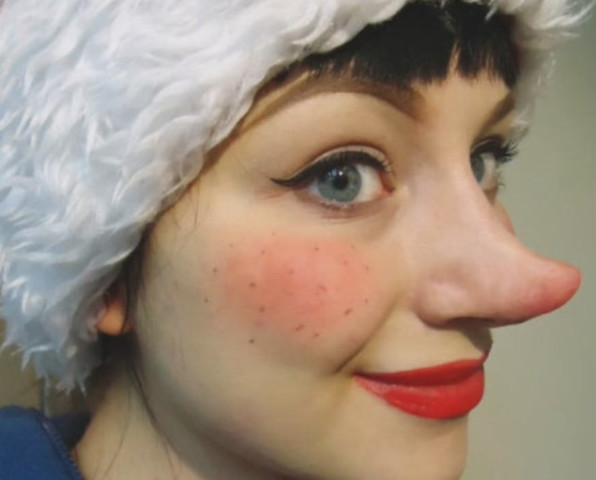 相比20年前的化妆术,如今太高超,胸都能画?