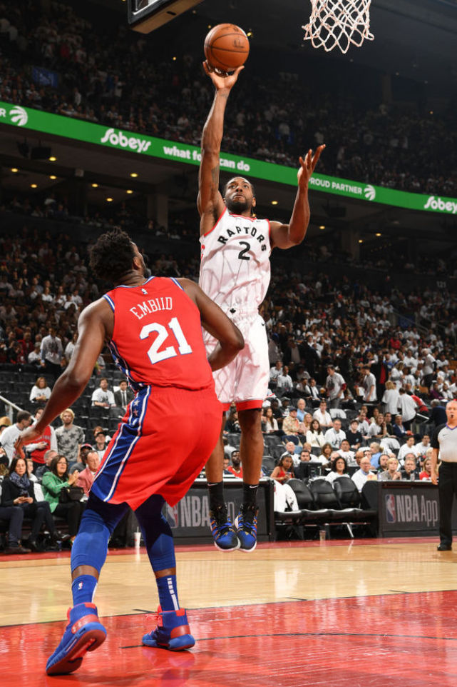 猛龙胜76人晋级东决 莱昂纳德送致命绝杀