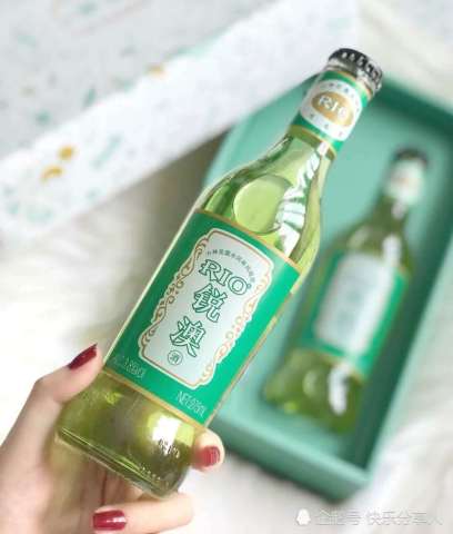 火爆校园的"锐澳花露水",提神醒脑00后必备,这滋味让人上头