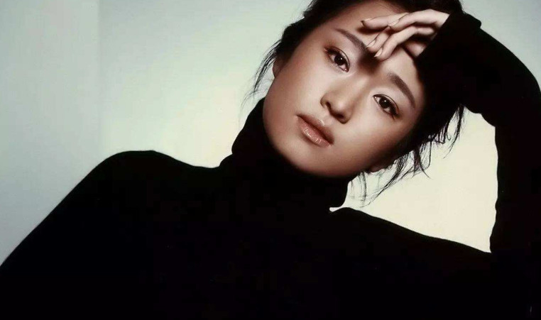 《中国女排》演员表曝光:巩俐演郎平,而她演惠若琪?导演是瞎了