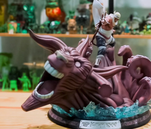 小哥秀火影奇拉比手办,半年的时间价格翻了一倍,网友:想吃章鱼