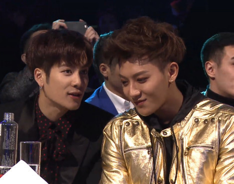 表情包的对决!王嘉尔黄子韬画风好特别