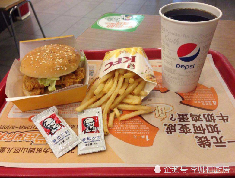 肯德基转行卖火锅？看到这锅底后，网友：还不如卖炸鸡!