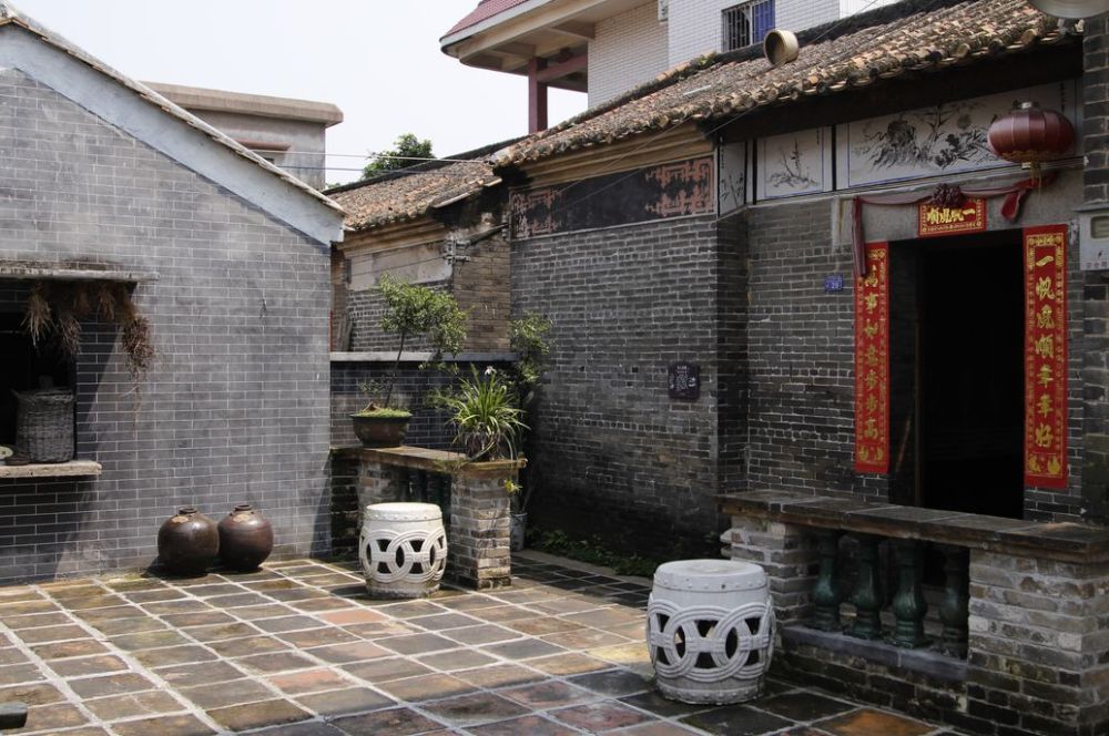 香港传统华人"四大世家"之一李氏家族(代表人物李家成,李石朋,李国宝