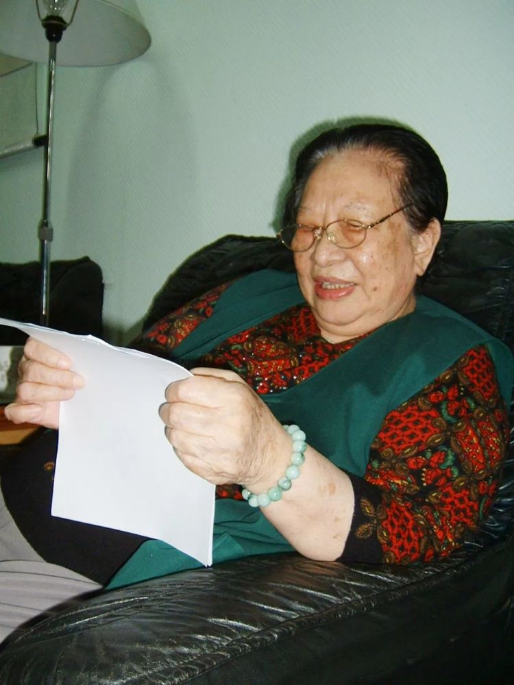 1930s 王新兰 与死神擦肩的"红军娃"