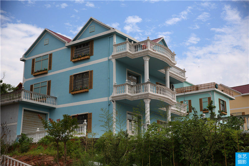 江西这个村的农民都住60万小洋楼,外面人误以为走进欧洲小镇