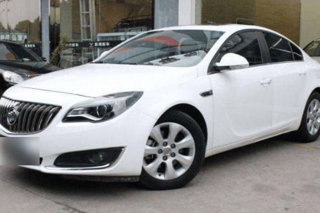 北京|北京偶遇一辆别克车！车尾贴的字引发共鸣：万千北京人心里苦啊