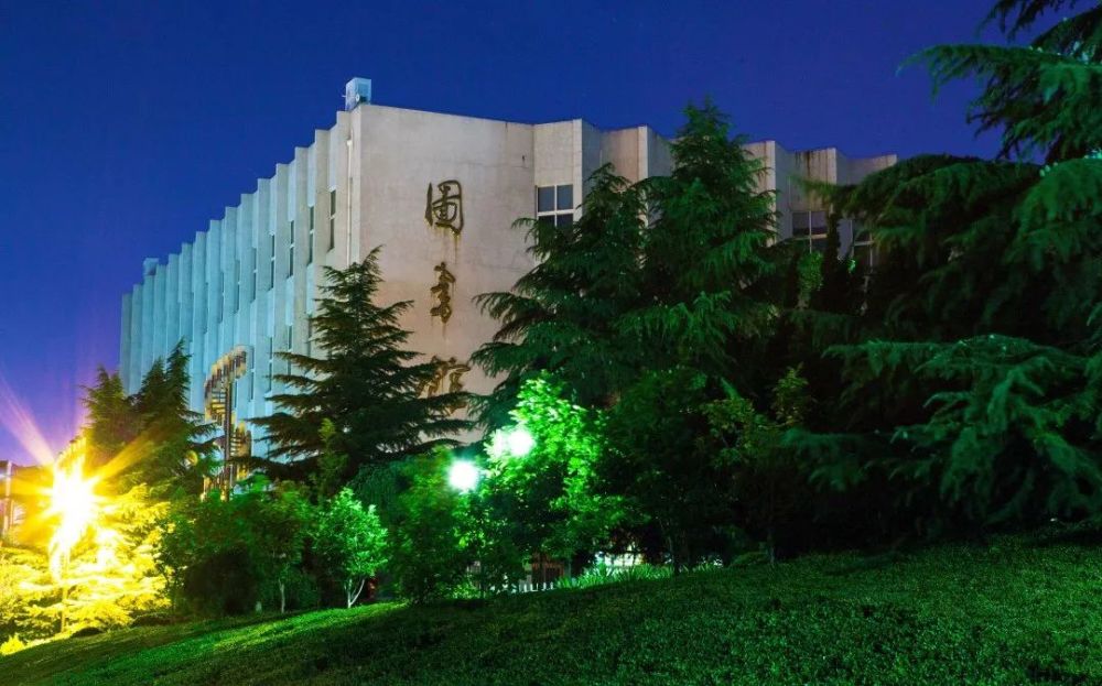 这里是辽师大!慧心如兰,书香满园!