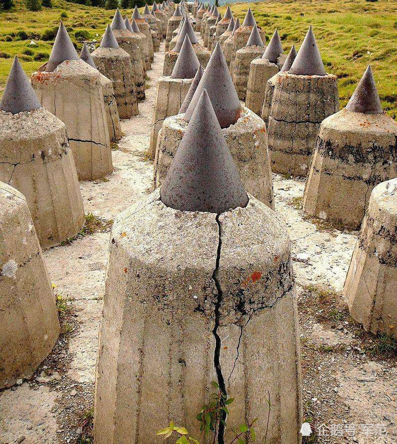 二战各大防线随处可见的水泥堆有啥用?"龙牙"名字实在霸气!