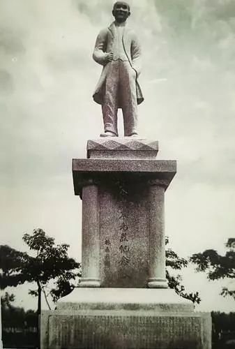 老汕头可否记得,中山公园原来还有一座石雕像