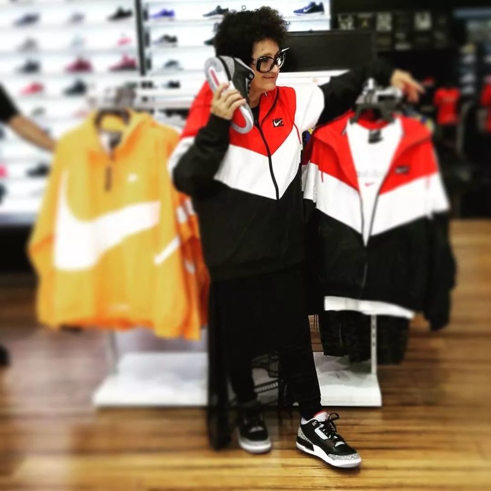 这双 aj1 比刮刮乐还难入手!