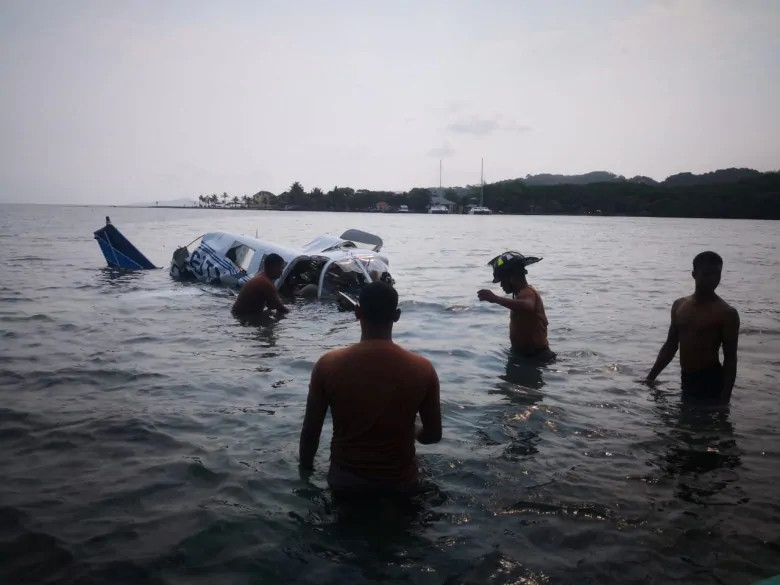 洪都拉斯一小型飞机意外坠海机上5名外国人全部遇难 旅游 华夏小康网