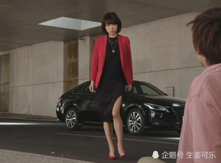 假面骑士时王:美腿女王被抛弃,盖茨成接盘侠!