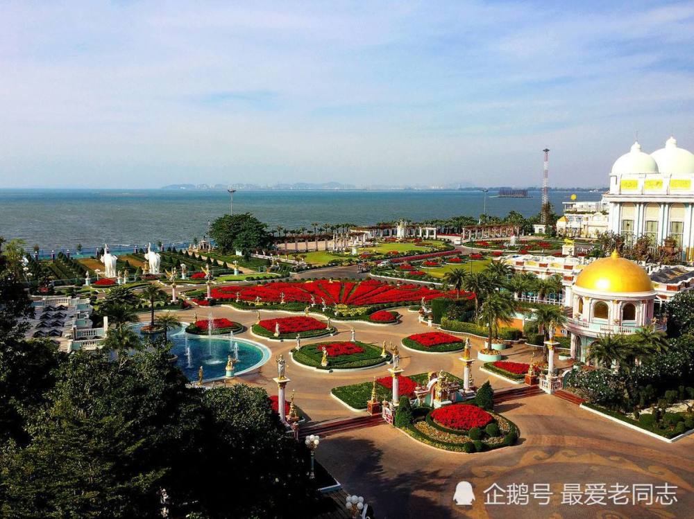 坐拥2千亿资产,花14亿建了座黄金屋,流星花园都是在他家取景