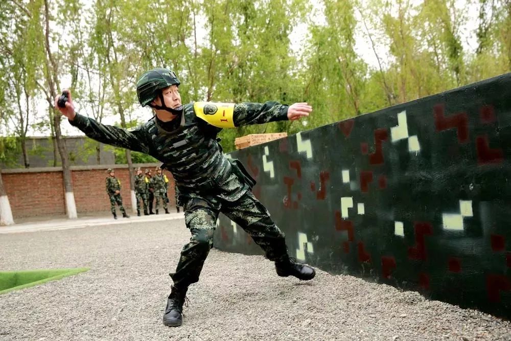 热点| 精彩!看兵团武警战士比武炫技