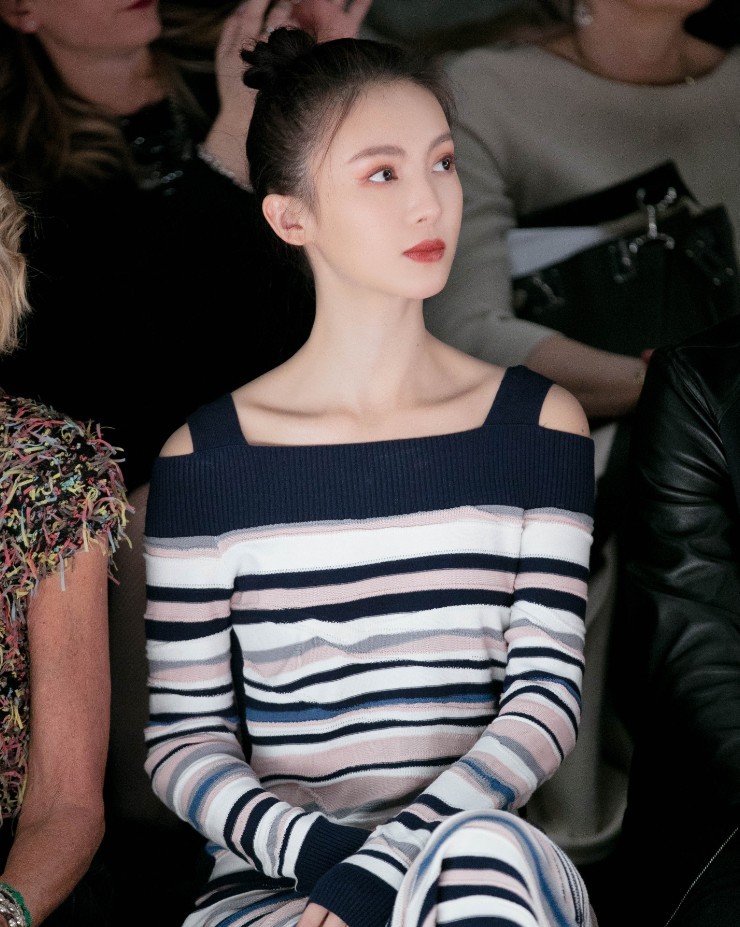 邓伦唯一承认过的女友,曾蓬头垢面待业一年,如今美到飞起