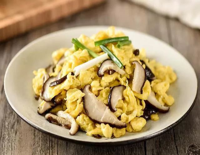 【香菇和鸡蛋搭配的做法】
