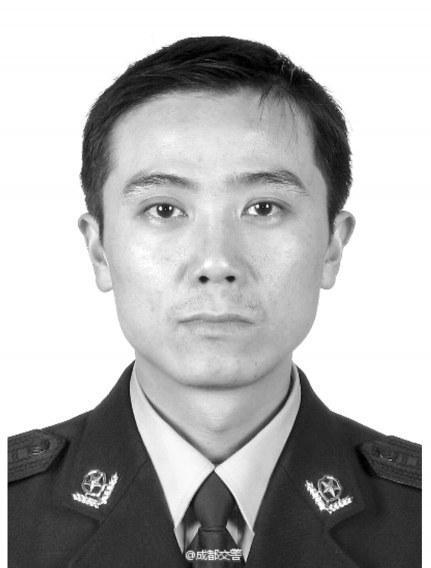 成都交警出警途中牺牲最后话语催泪