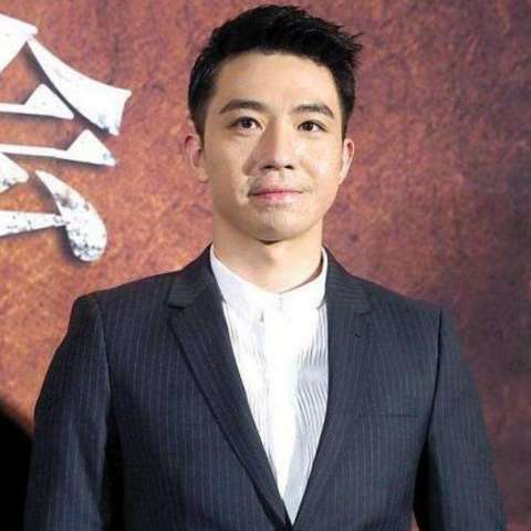 修容排行_逆袭排行榜岁月是把修容刀,看到第二震惊了,再现“换头术”