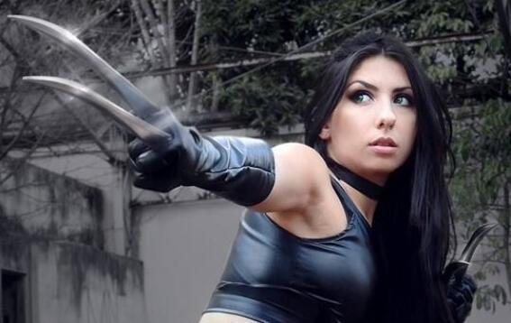 漫威中拥有艾德曼合金骨骼的几个人物，实力不在狼叔之下