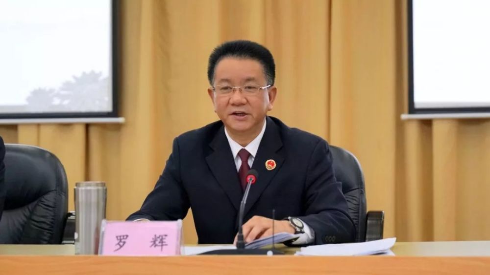 罗辉:两不愁三保障 春风雨露检察情