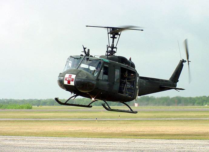 kuh1直升机图片