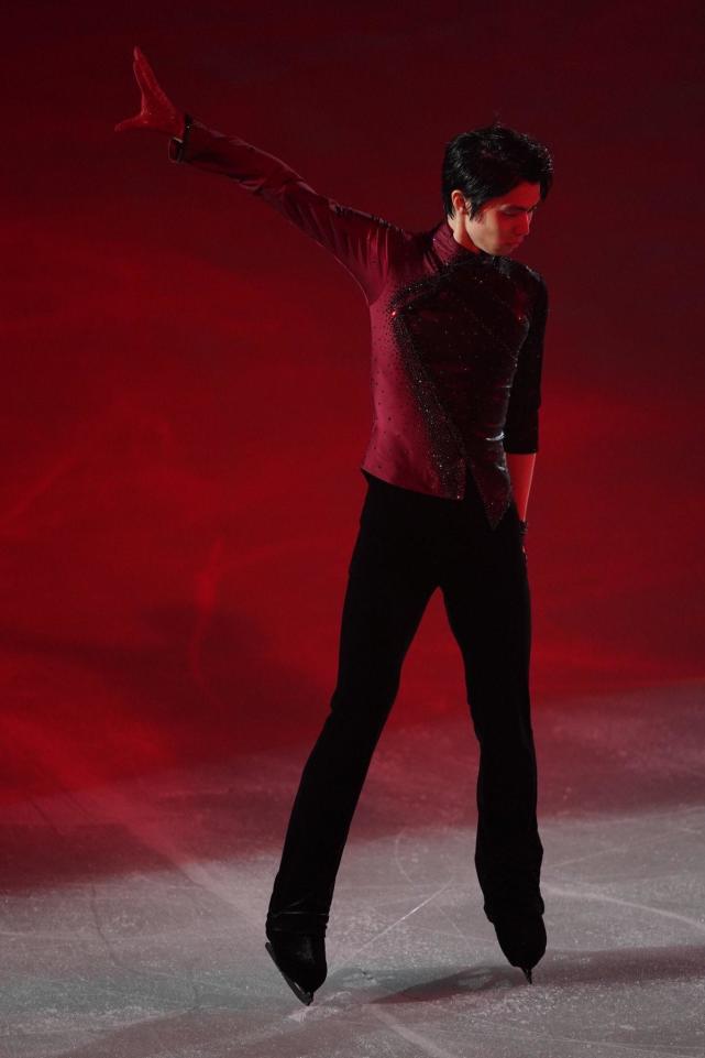 新节目是他的软肋也是盔甲羽生结弦温柔又强大