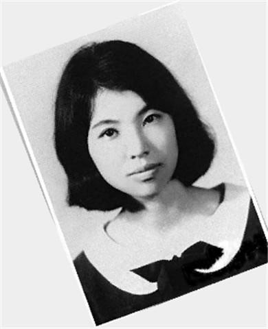 三毛留学西班牙棒打女宿舍,被逼放弃荷西财产