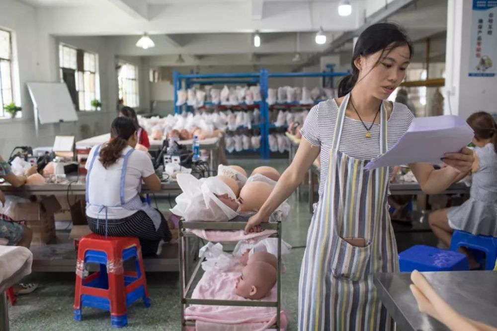 谷雨丨最受欢迎的实体娃娃85号满足征服感的背后是男人的自卑