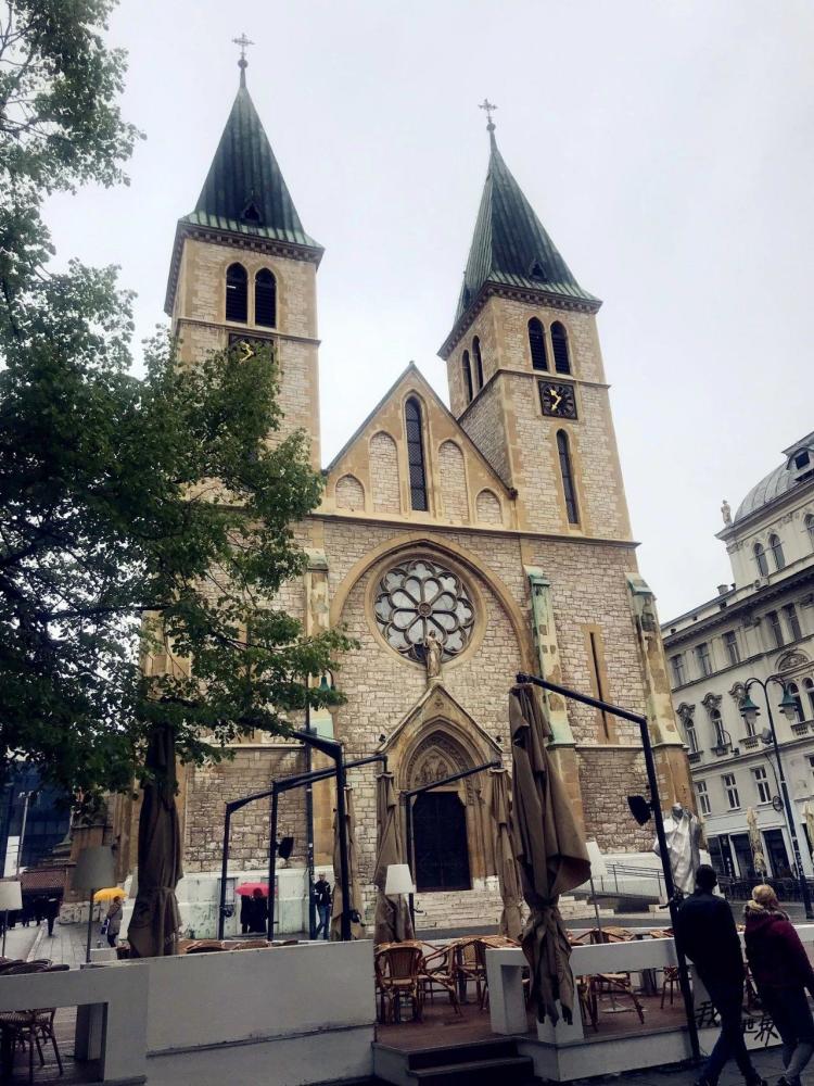 免签国家，薪资四千也能畅玩，波黑旅游攻略!