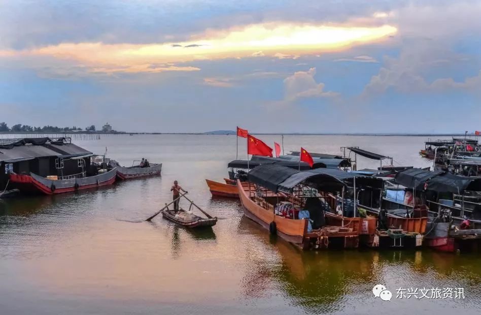 头条 中国大陆海岸线最南端藏着一个 夏天版的北海道 海鲜吃到饱