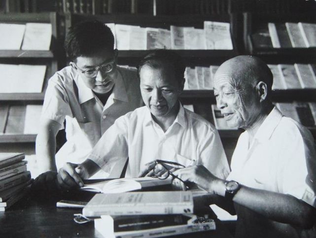 图中从右至左分别为:苏步青,谷超豪,李大潜