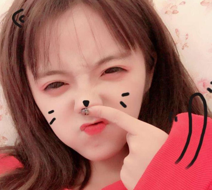 套路璐"学生照"曝光,王乐乐的评价亮了,网友:你俩绝对是真爱