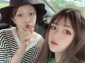 允恩背景有多大?开公司不算啥,闺蜜曝光吓坏网友:刘人语?