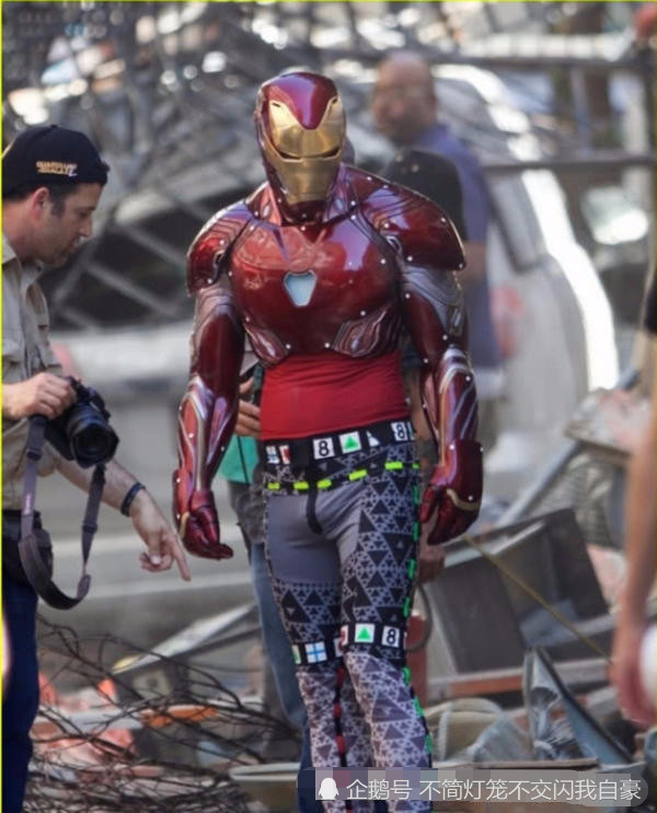 查看更多图片 >钢铁侠他一直是属于这个漫威c位吧,连带着这个荷兰弟做
