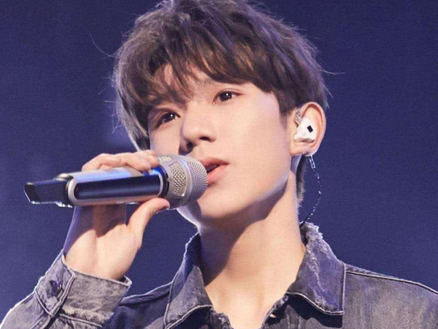 情商低?金晨为张歆艺庆生,却晒出华晨宇抽烟照片,曲线救源?