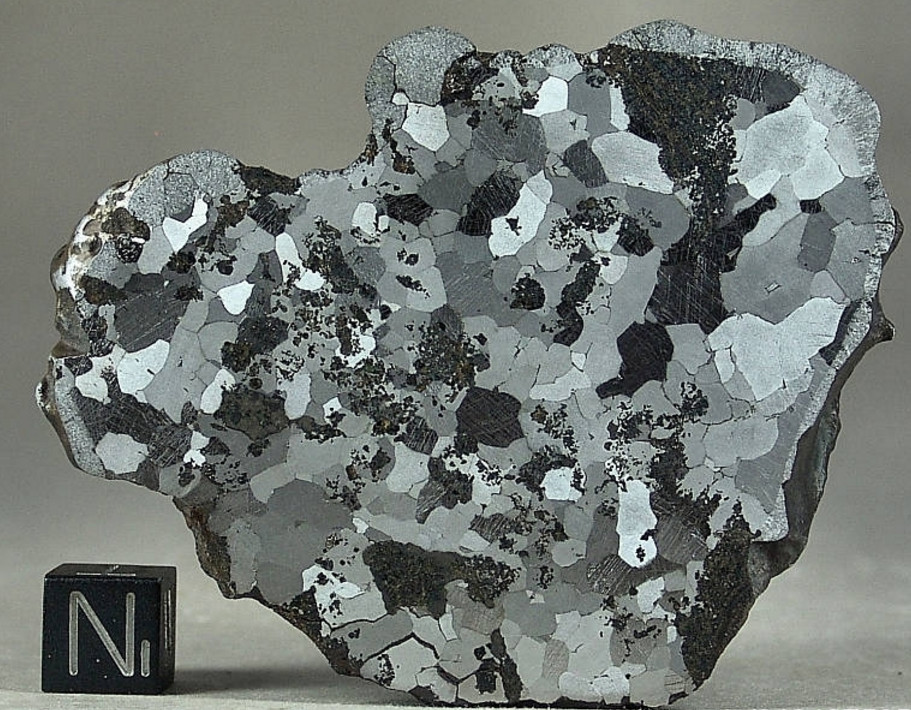 几年前俄罗斯陨石雨给地球带来的是灾难还是财富