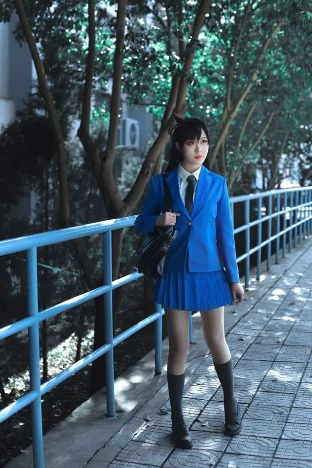 cos:名侦探柯南 制服毛利兰