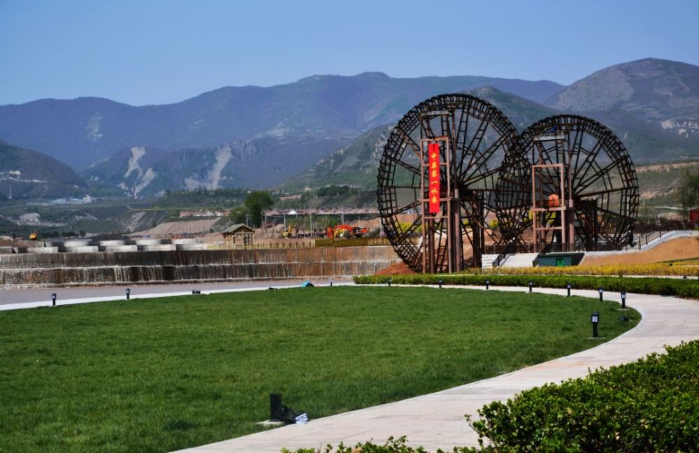 我觉得这个假期,还是得去固原!