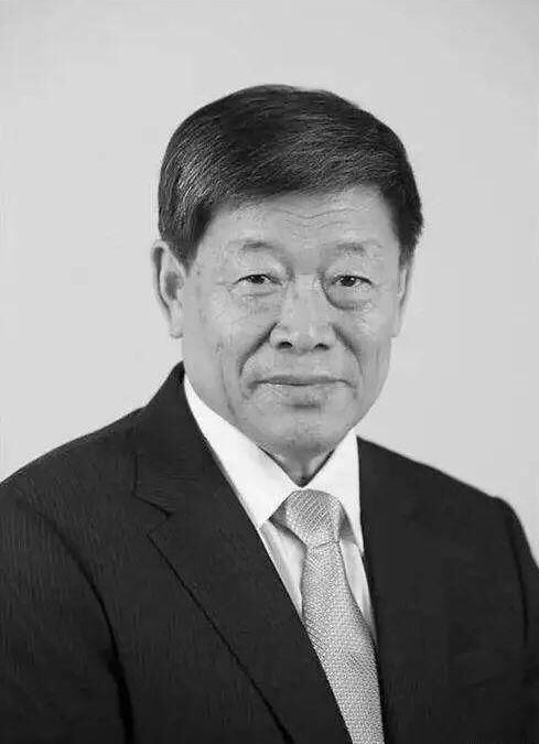 张家出的这位首富了不起!一生隐匿农村,却缔造了世界500强