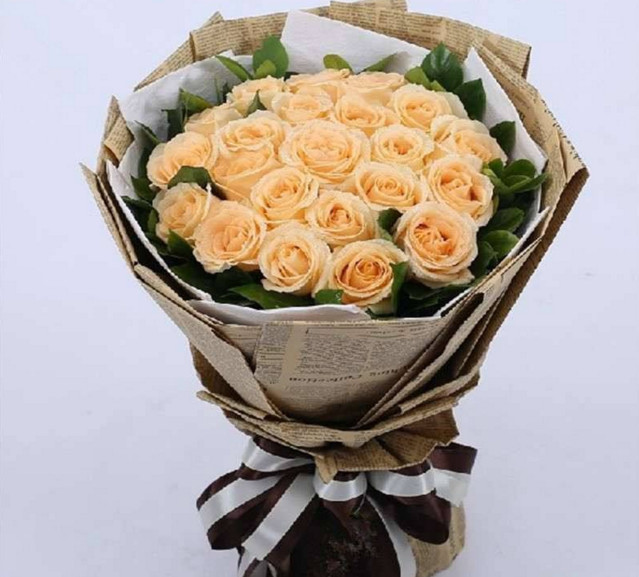 心理学:你喜欢哪束香槟色玫瑰?测试你和他的爱情路有多长?_腾讯网