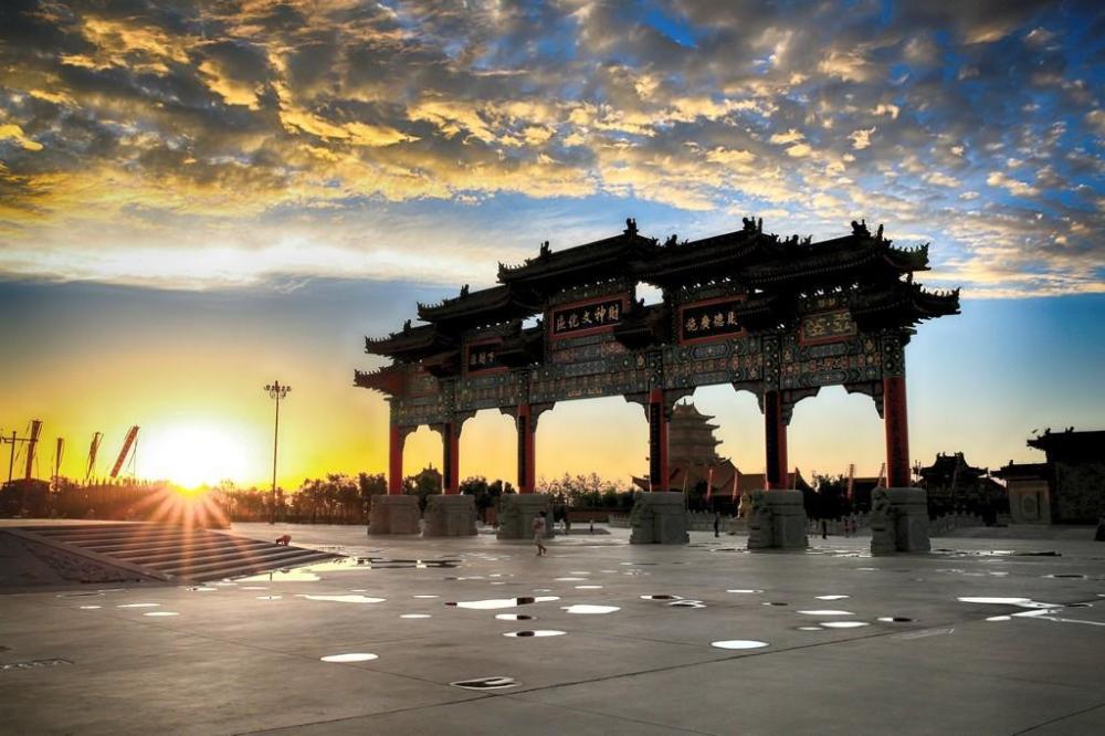 西安面积最大的县,比蓝田和长安加在一起还大,但是人口密度最小