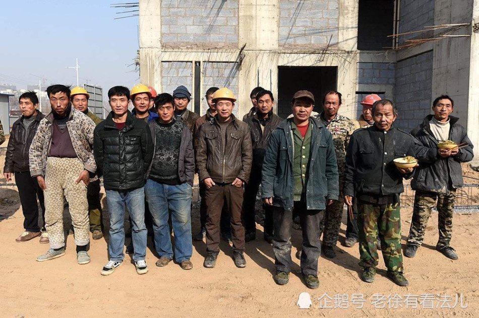 不可否认,作为底层的农民工,要想成为成功人士