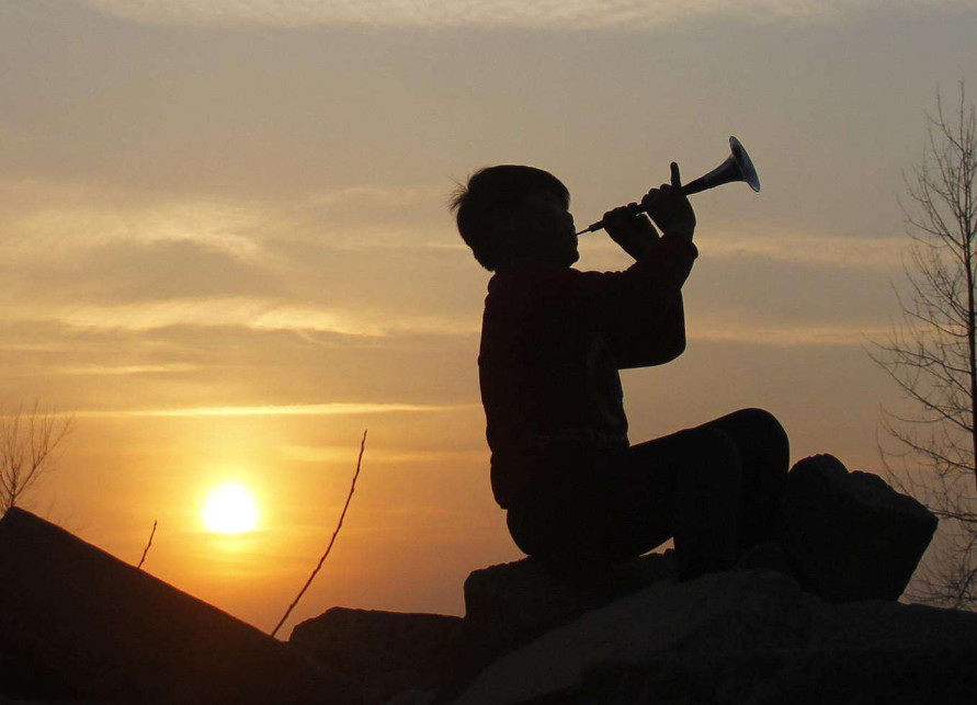 中国传统乐器有多厉害?一把二胡拉断腰,还有一