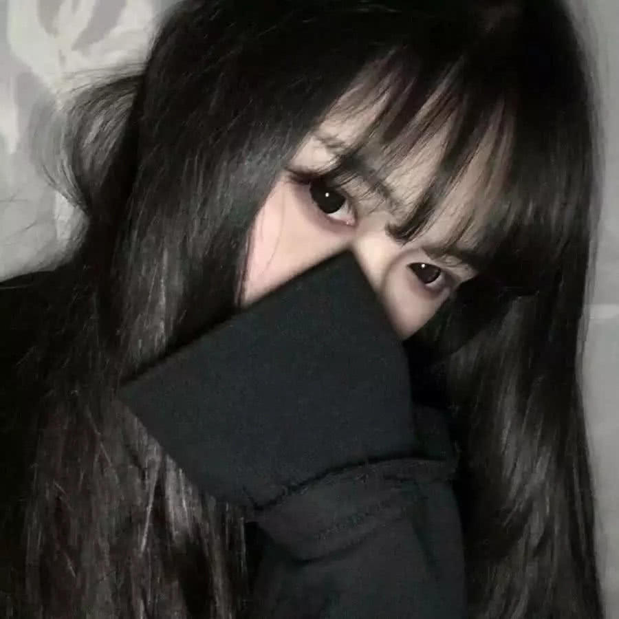 ins·演员·女生头像:大家都是能乖能坏的人,看对方是谁而已