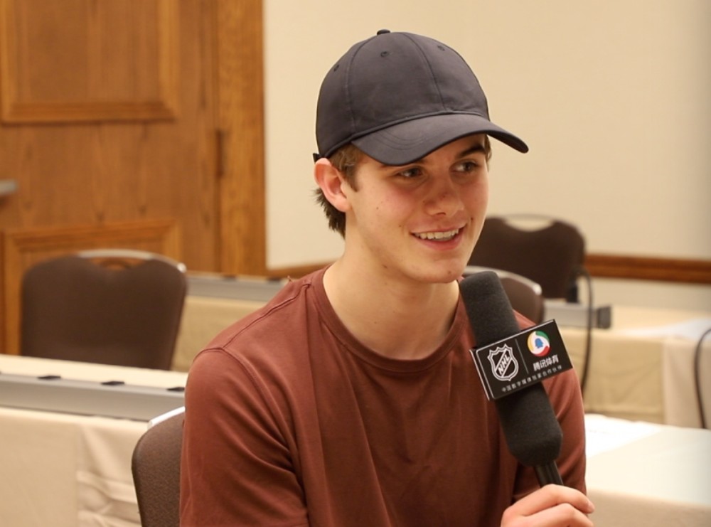 腾讯专访准状元杰克-休斯:"五年后冰球将成为亚洲流行运动"