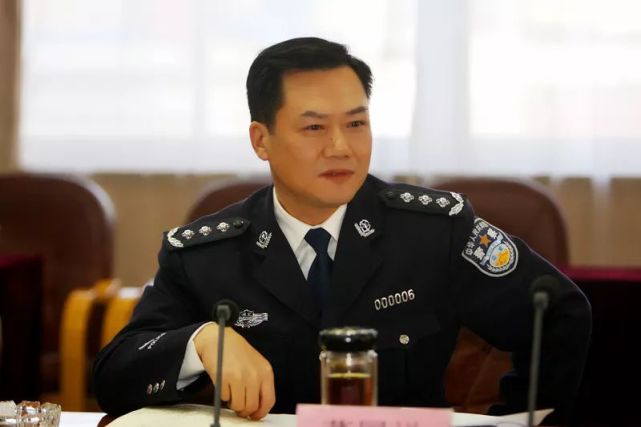 在董国祥之前,5月13日,时任湖北省应急管理厅厅长郭唐寅被查