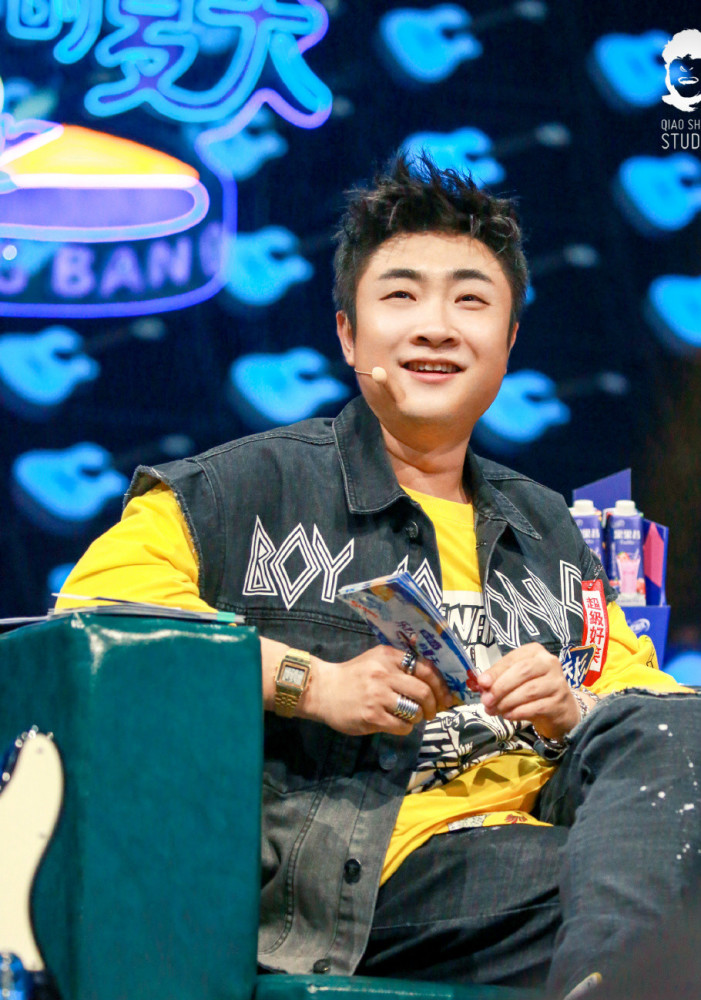 网综乐队的夏天热播,赵薇与乔杉在线互动,竟曝光新电影搭档