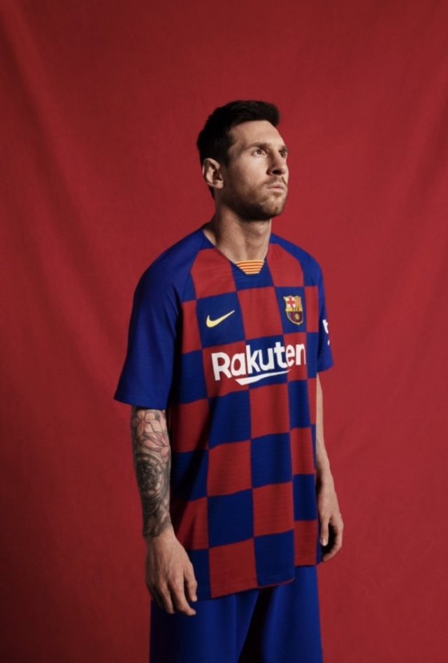 巴萨发布新赛季主场球衣,克罗地亚官方调侃:拉