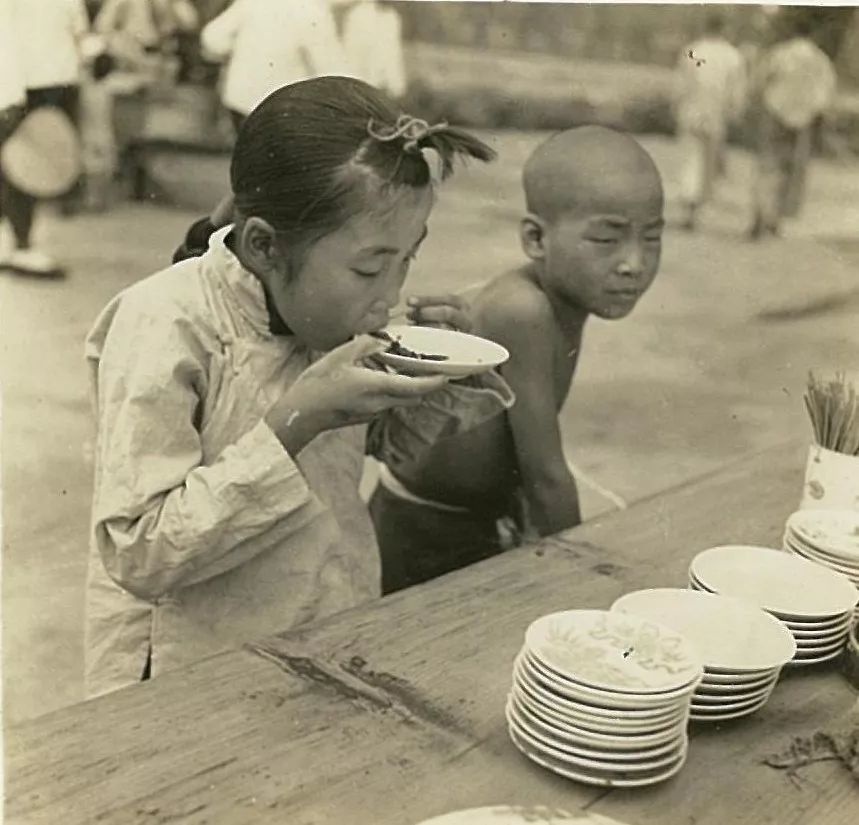 老北京|今日头伏，看看老北京人是如何熬过“夏经天儿”的